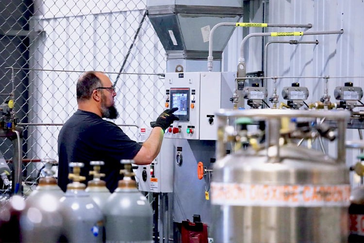 ACE CO2/N20 Cylinder Fill Station