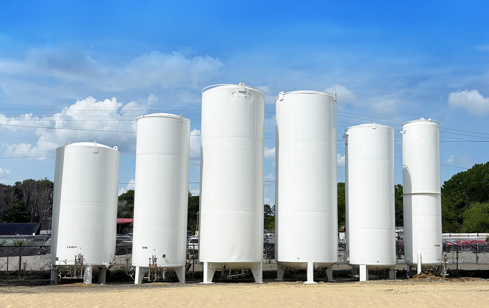 High-Pressure-Vertical-Storage-Tanks for LIN-LOX-LAR-CO2_10__5