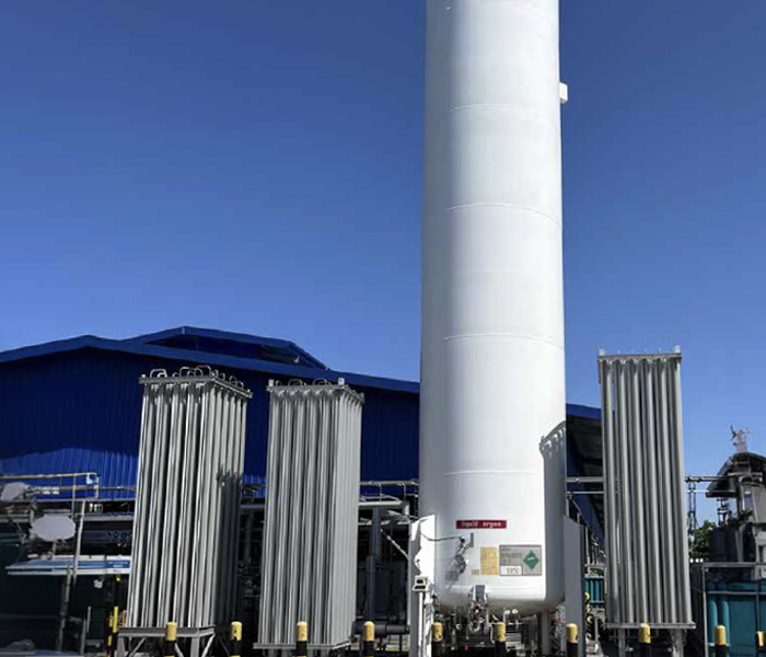 3 - Vertical Cryogenic Storage Tanks